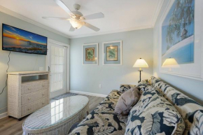 Tradewinds Unit 30 Beach & Pool Access